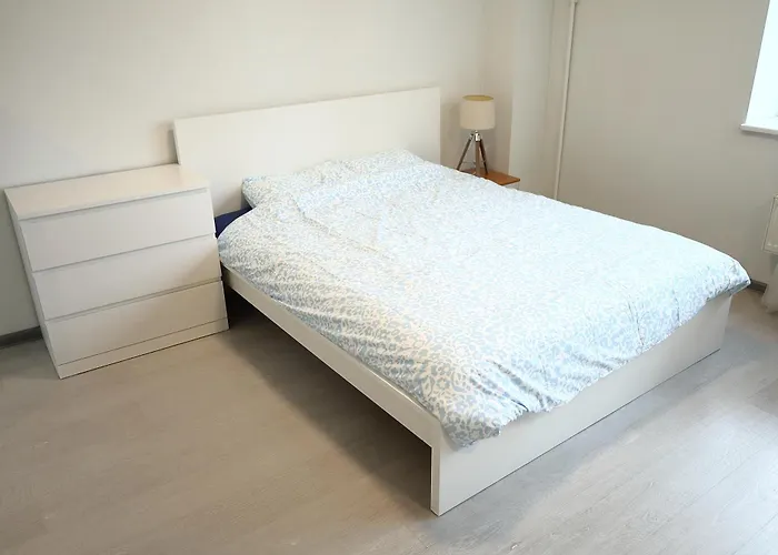 K&r Self Check-in Apartamento Tallin